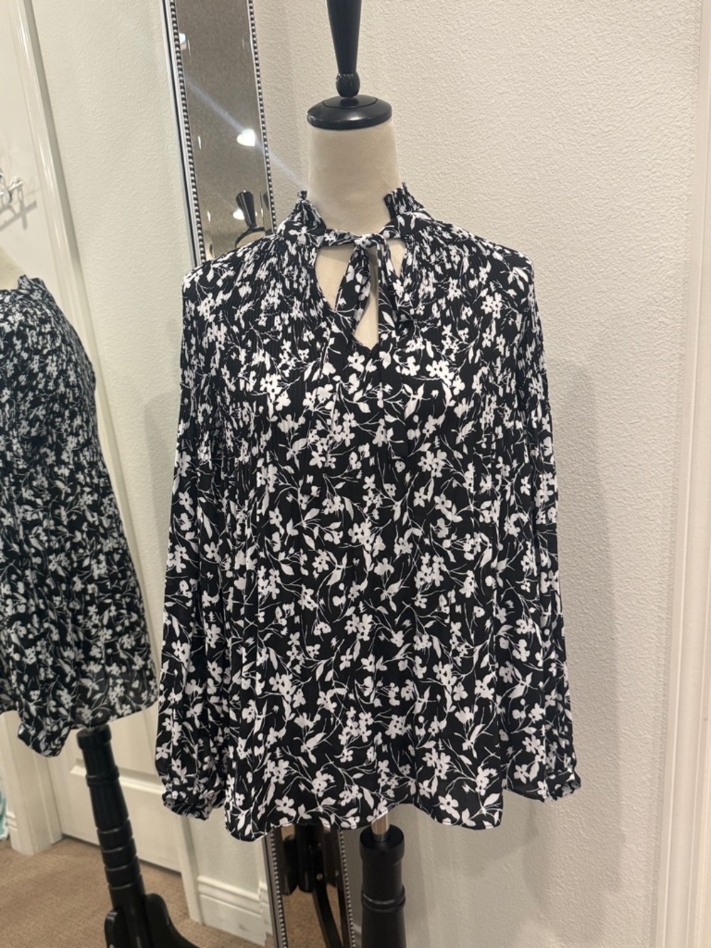 Lauren Ralph Lauren Black and White Floral Tie-Neck Blouse - Picture 1 of 8